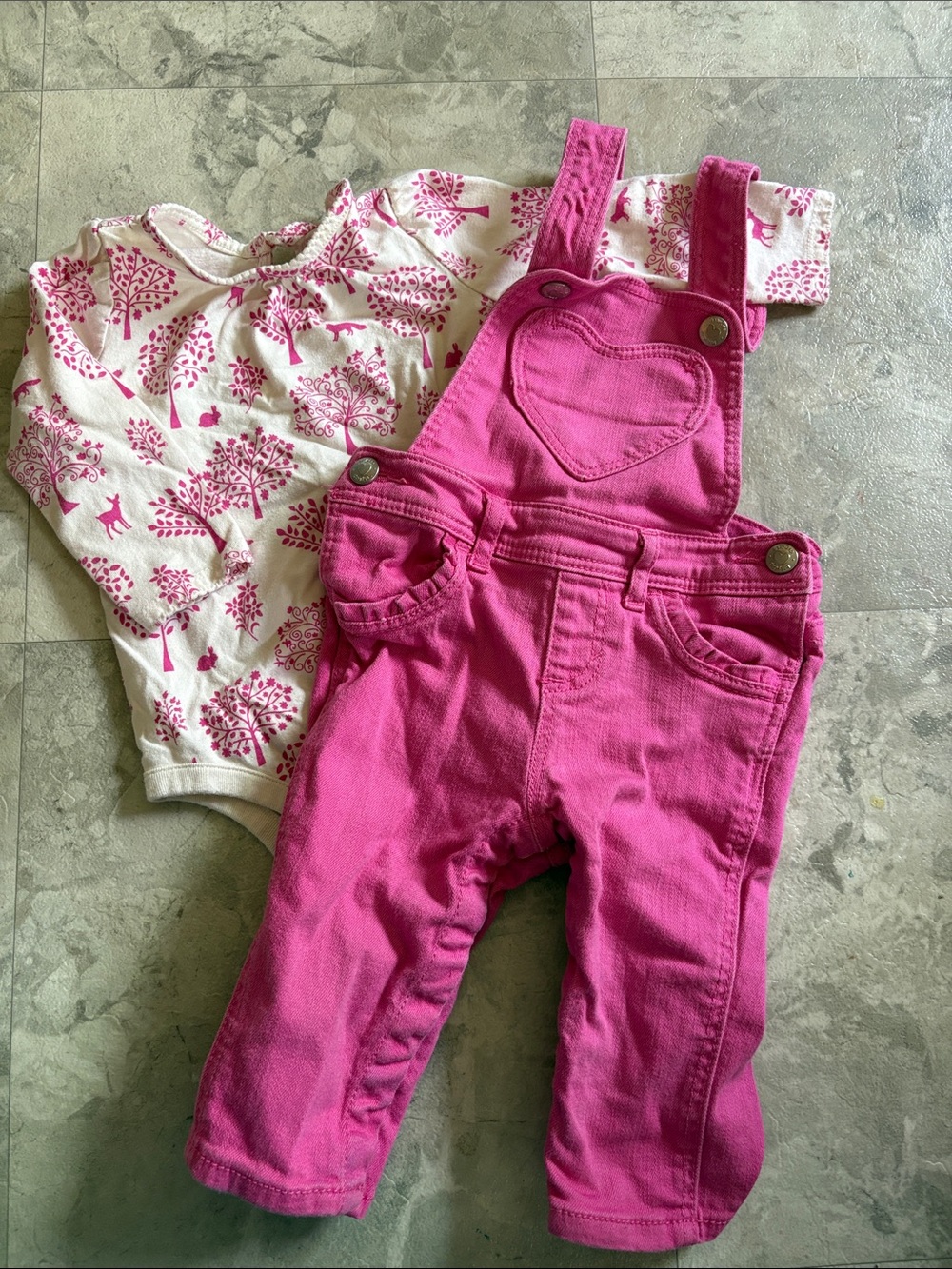 Baby Gap Pink Heart Pocket Overalls w Pink Tree Print Bodysuits size 6-12 month